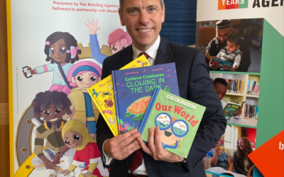Islwyn MP supports summer reading challenge