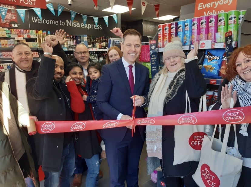 Islwyn MP “cuts the ribbon” to officially open Aberbargoed Post Office