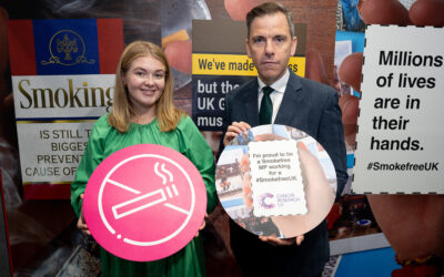 Chris Evans MP pledges to be a smoke free MP on behalf of Islwyn